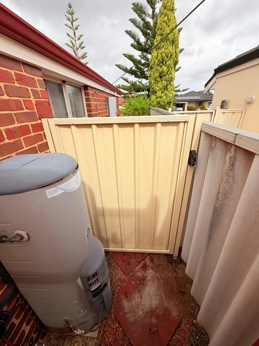 Custom Gate Installation